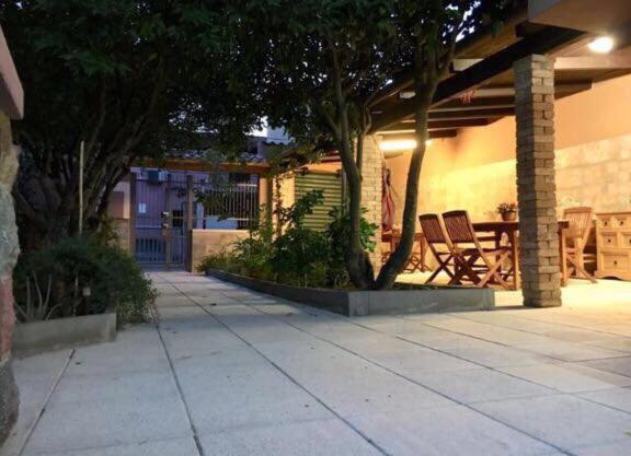 Bed and Breakfast Il Mandarino Decimomannu Exterior foto