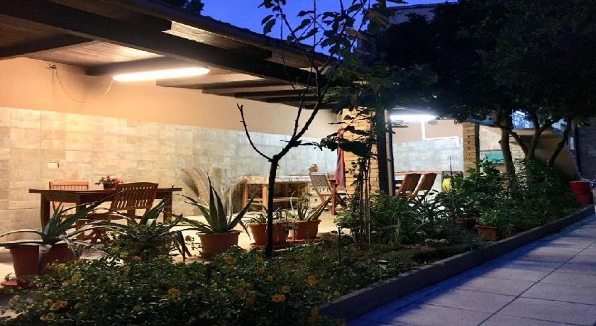 Bed and Breakfast Il Mandarino Decimomannu Exterior foto